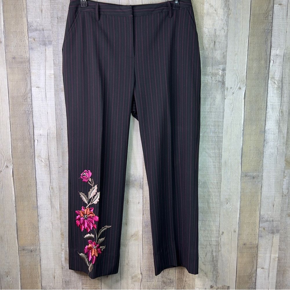 Karen Kane SZ 14 Lifestyle Floral Embroidered Pin Stripes Slacks w/Front